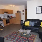 Haus Huegel- Wohnung 2